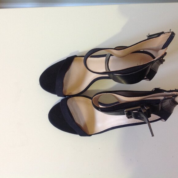 Zara Black Heels - Picture 3 of 4